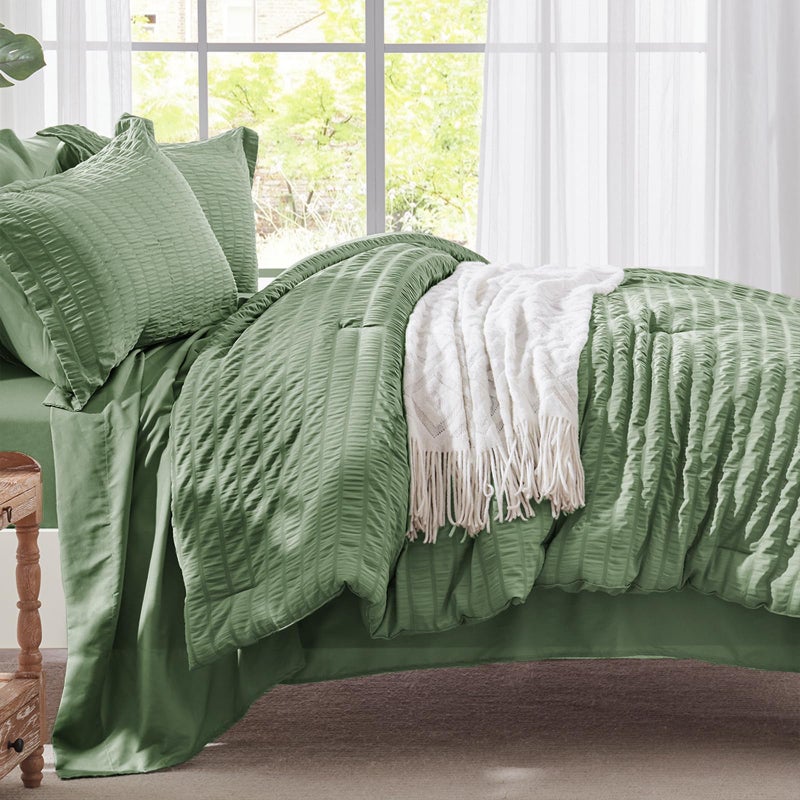 Zzlpp Queen Comforter Set 7 pieces, Sage Green Seersucker Bed in a Bag with Comforter and Sheets, All Season Bedding Sets with 1 Comforter, 2 Pillow Shams, 2 Pillowcases, 1 Flat Sheet, 1 Fitted Sheet - Image 4