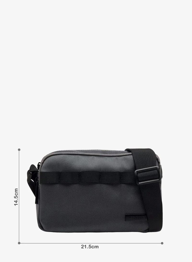 لي كوبر Men Textured Crossbody Bag