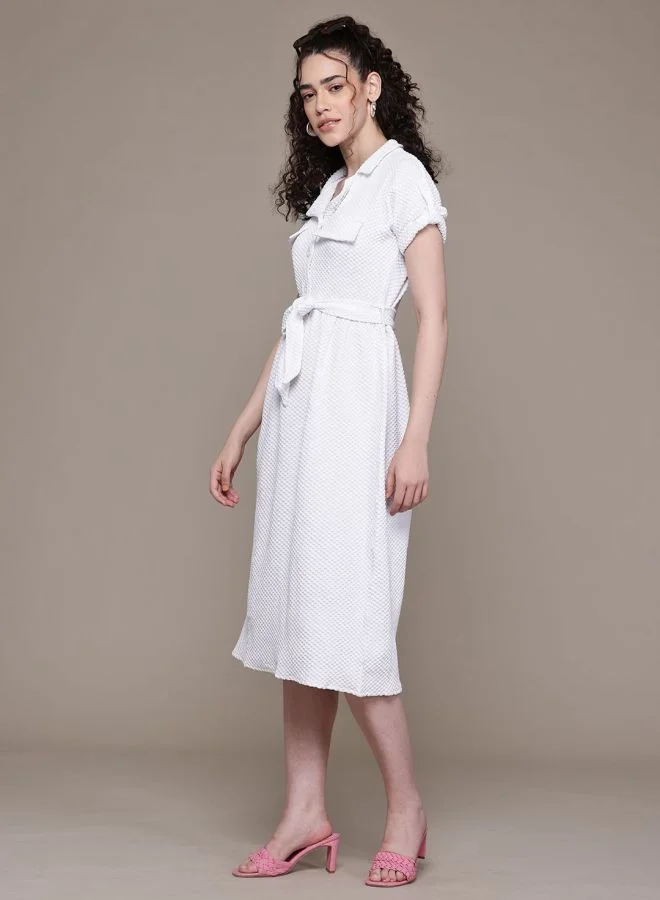 Women Relaxed Fit Textured V-Neck Short Sleeve Shirt Dress