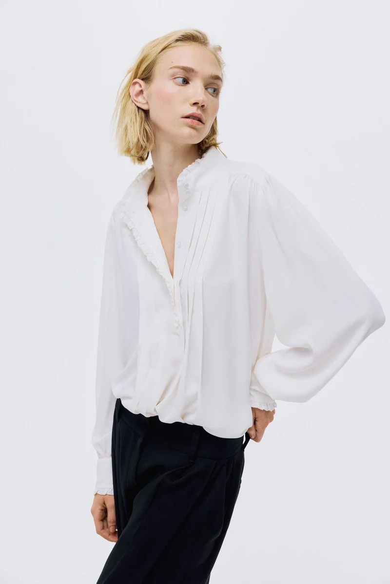H&M Frill-trimmed blouse