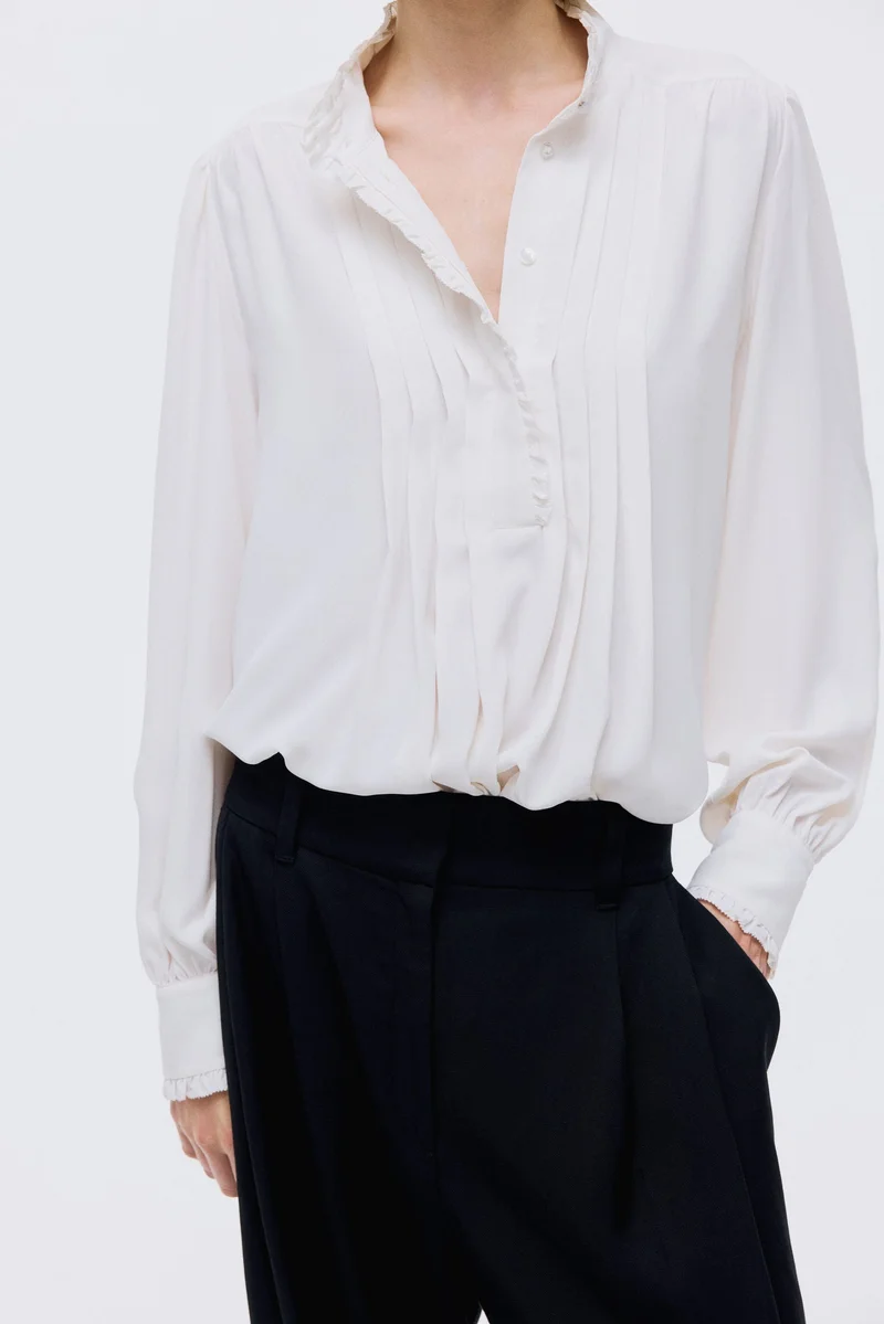 H&M Frill-trimmed blouse