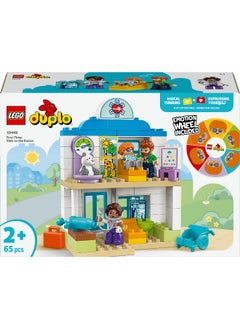 LEGO LEGO DUPLO Town First Time: Visit with the Doctor 10449 Building Set (65 Pieces)  - Image 2