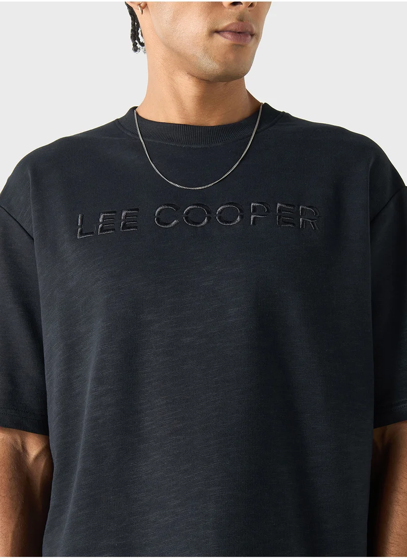 لي كوبر Lee Cooper Logo Embroidered Oversized T-shirt