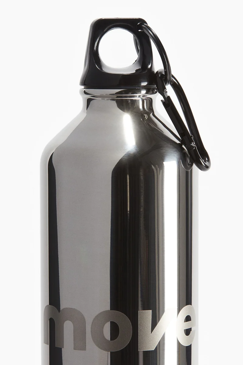 اتش اند ام زجاجة ماء