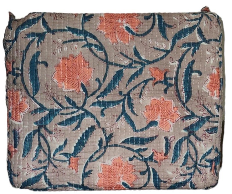 Eddika Quilted Hand Block Printed Cotton Multipurpose Extra Large Cosmetic Bags for Storage Travel Kit Makeup PouchesToiletry Baglbh 95 585 inches eeltpcb04 - Image 4
