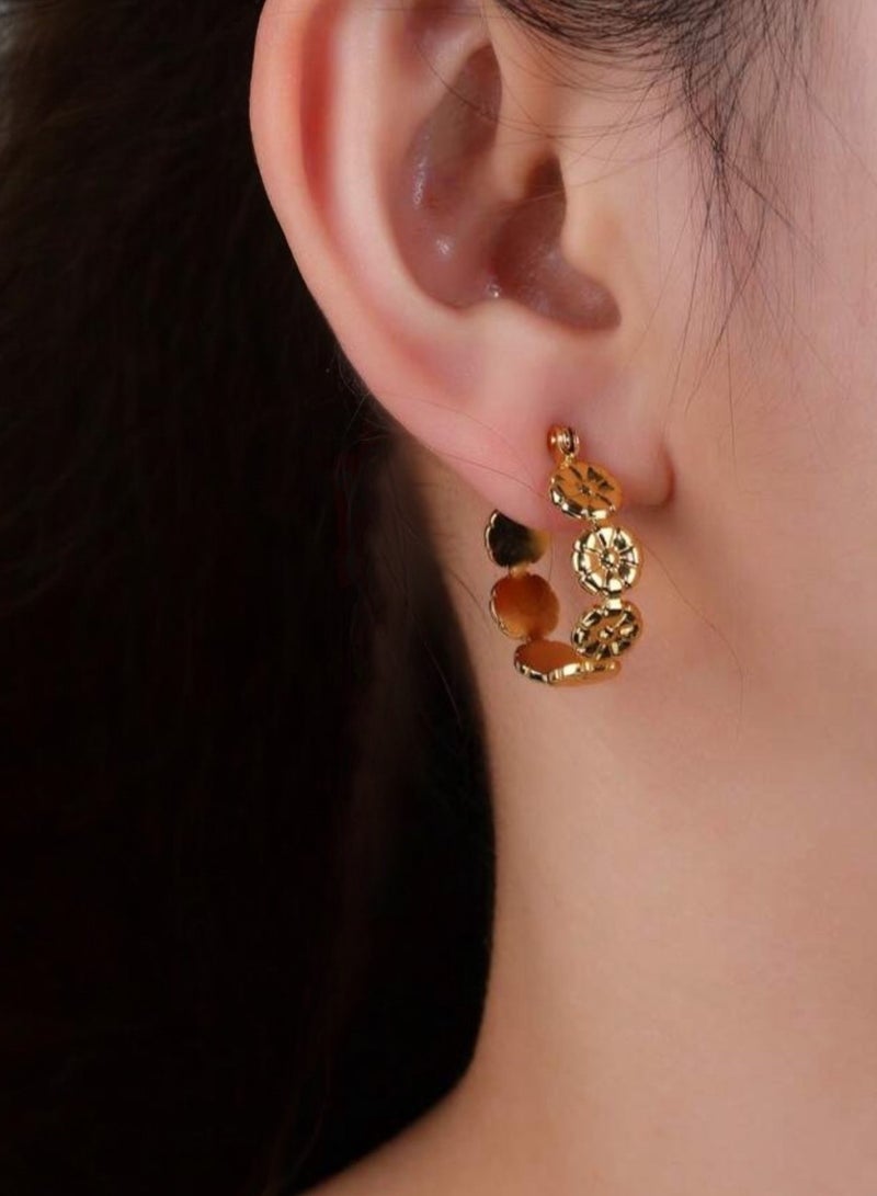 إيكوال حلق اذن نسائي من الاستانلس ستيل أنيق وعالي الجودة - Image 1