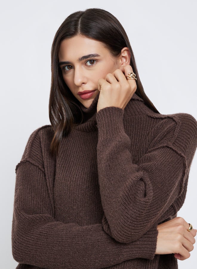 ستايلي سويتر بياقة عالية واسعة - Image 3