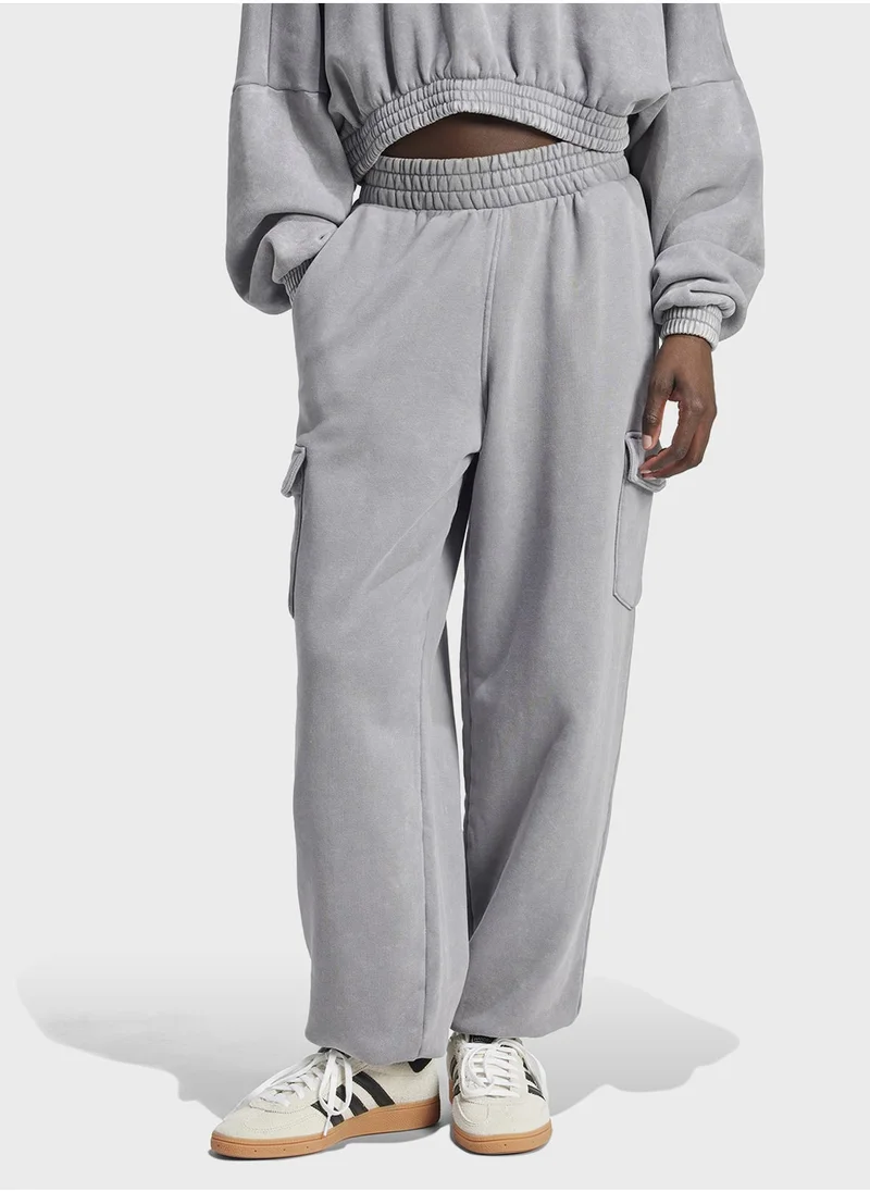 اديداس اوريجينالز Logo Washed Sweatpants