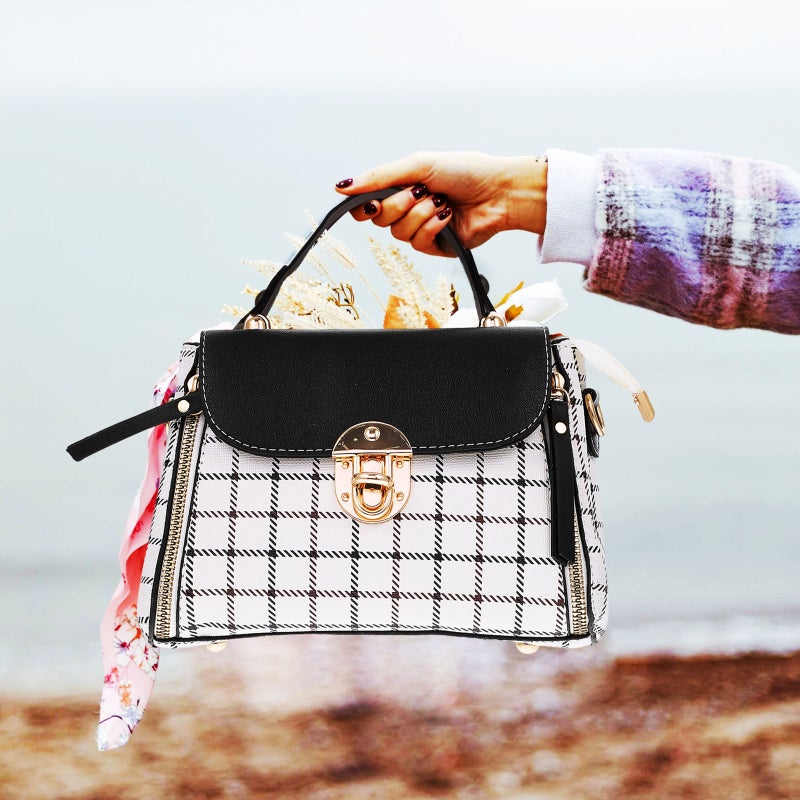 Woman Bag, Portable Cross Body Storage with Zinc Alloy Durability, Everyday Use - Image 3