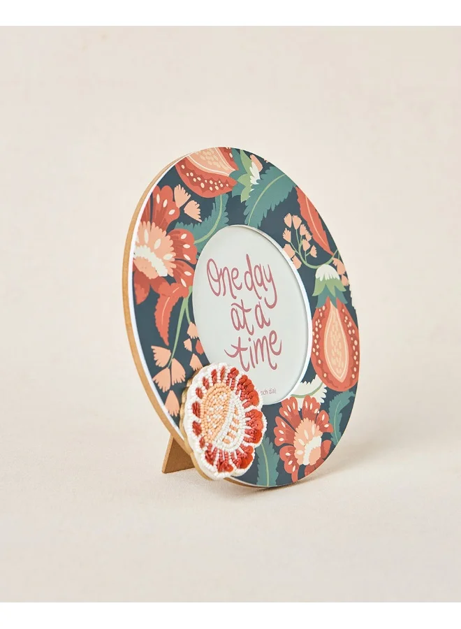 Chumbak Dal Lake Botanical Photo Frame - Beadwork | Kashmir Trails