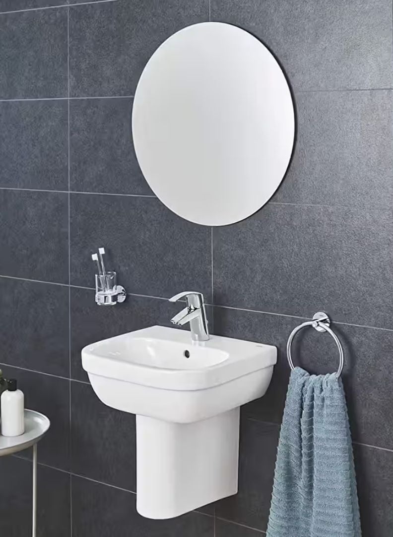 جروهي GROHE Eurosmart 2396530F Single-Lever Basin Mixer 1/2" S-Size: A Premium Blend of Style, Efficiency, and Durability  - Image 3