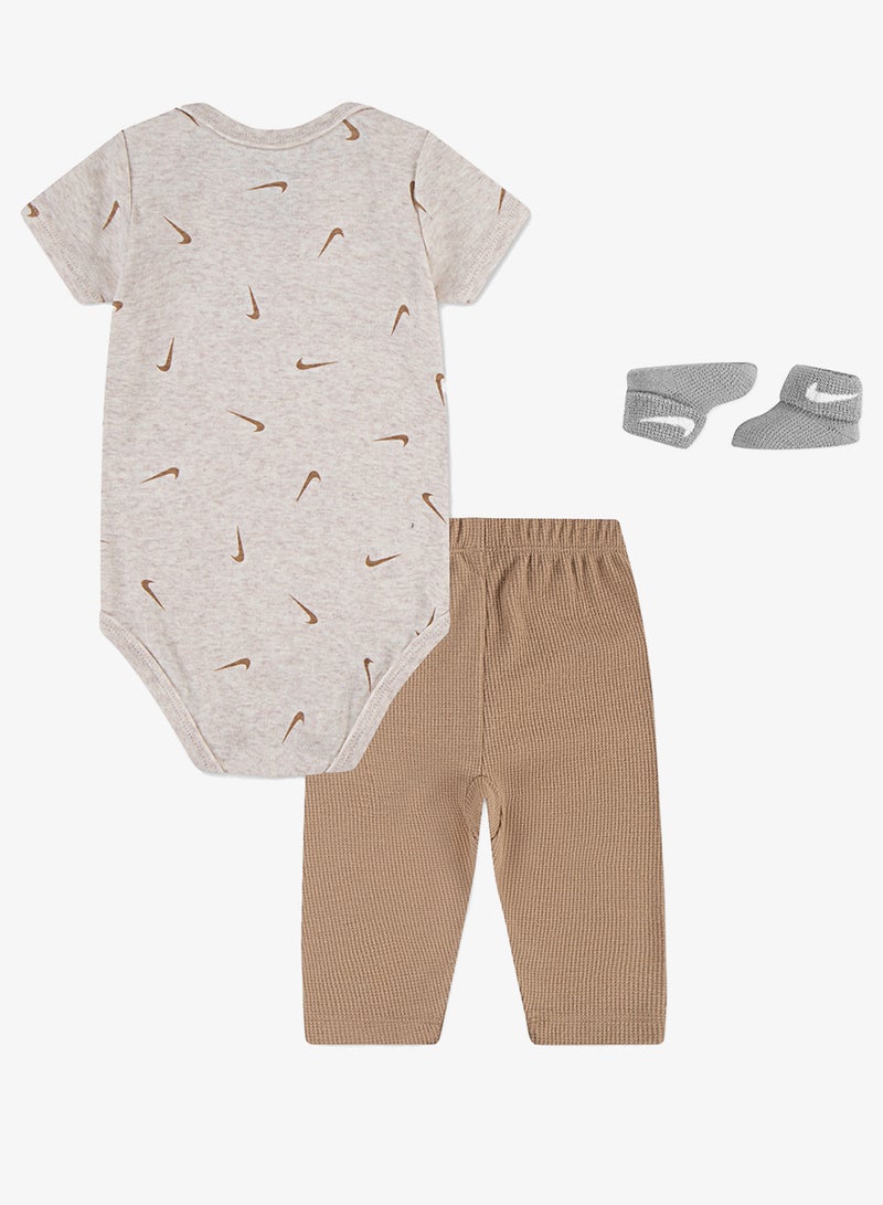 نايكي شورت شبكي للأطفال نيو فيكتوري لاب - Image 1