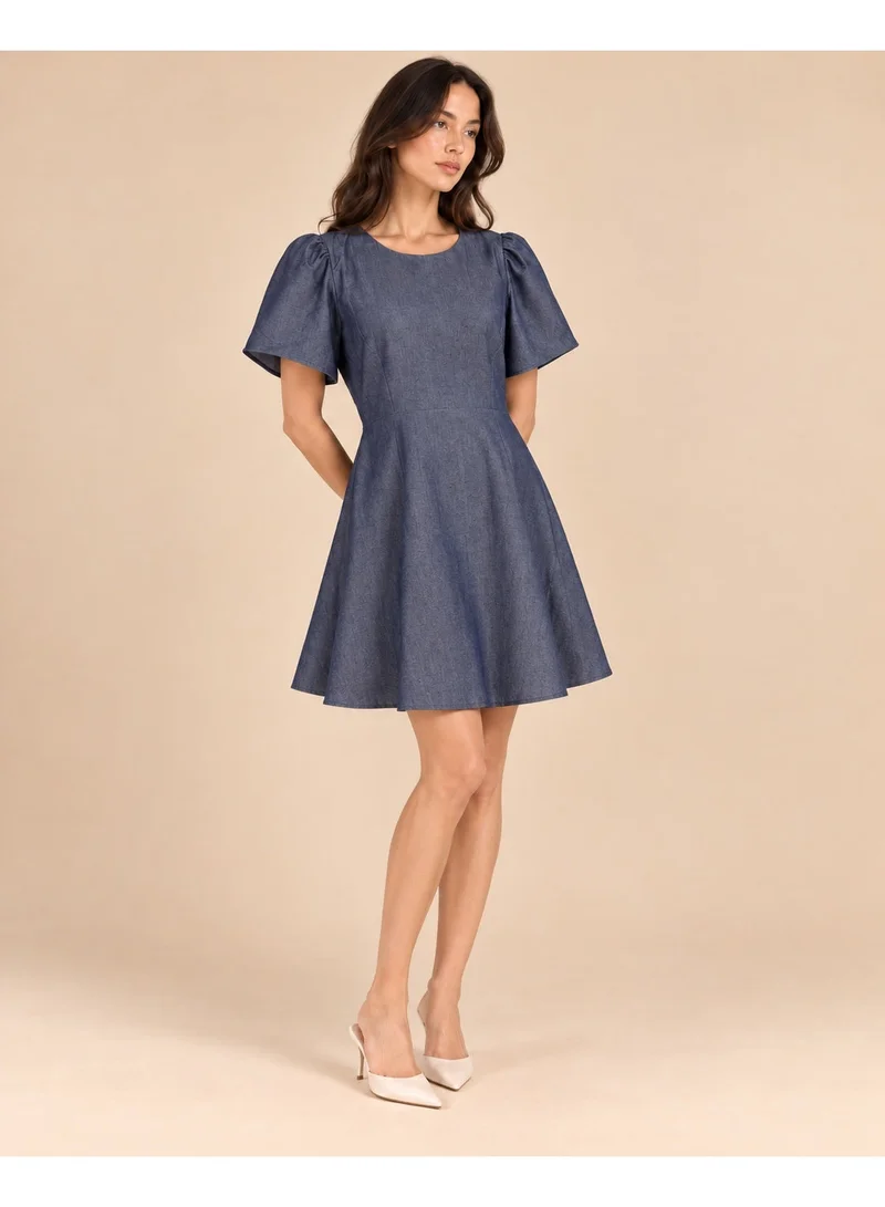 2Trendy Women's Navy Mini Dress with Puff Shoulders and Flared Skirt