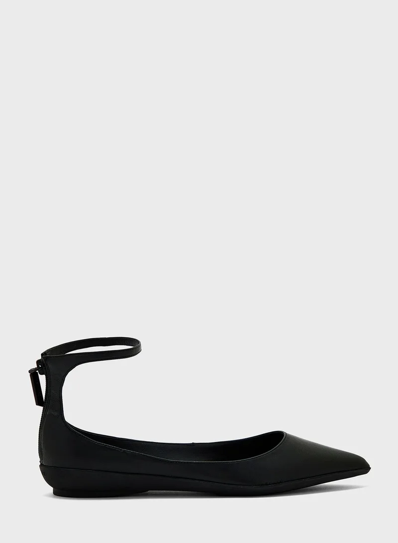 CALVIN KLEIN Ankle Strap Moccasins