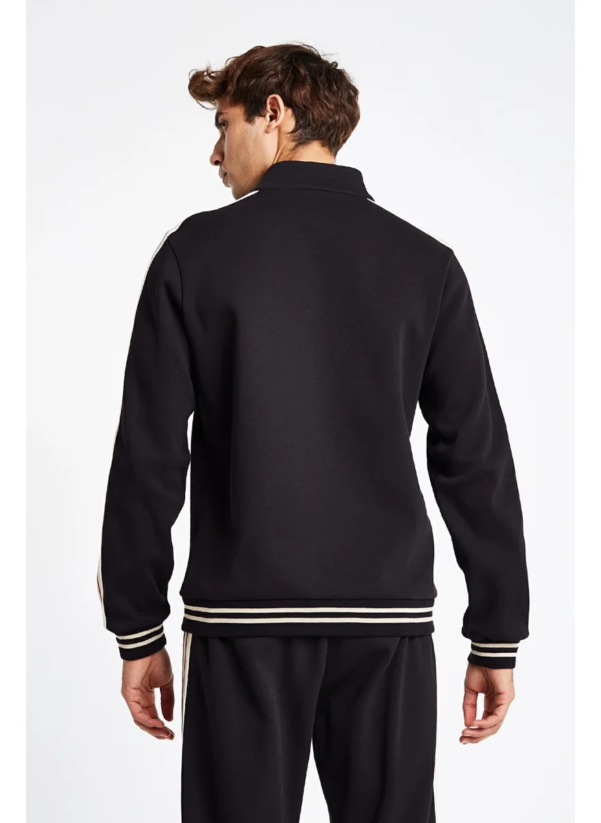 ليسكون Men's Zippered Sweatshirt 24N-1119