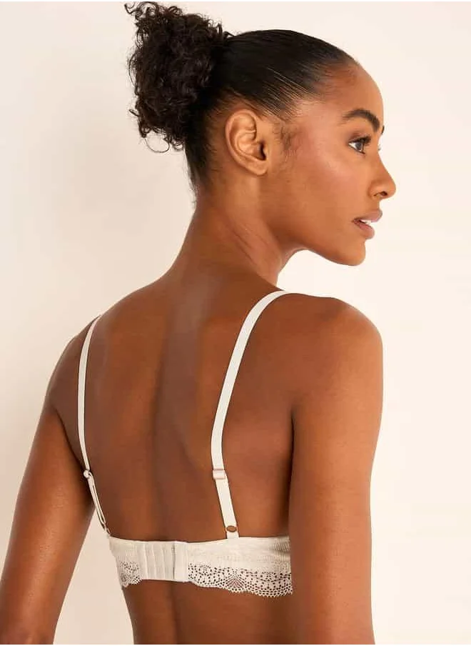 فاف Set of 2 - Lace Trim Padded Bra with Hook and Eye Closure