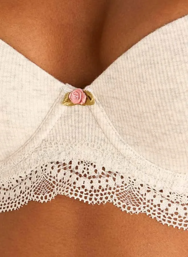 Splash FAV Set of 2 - Lace Trim Padded Bra with Hook and Eye Closure