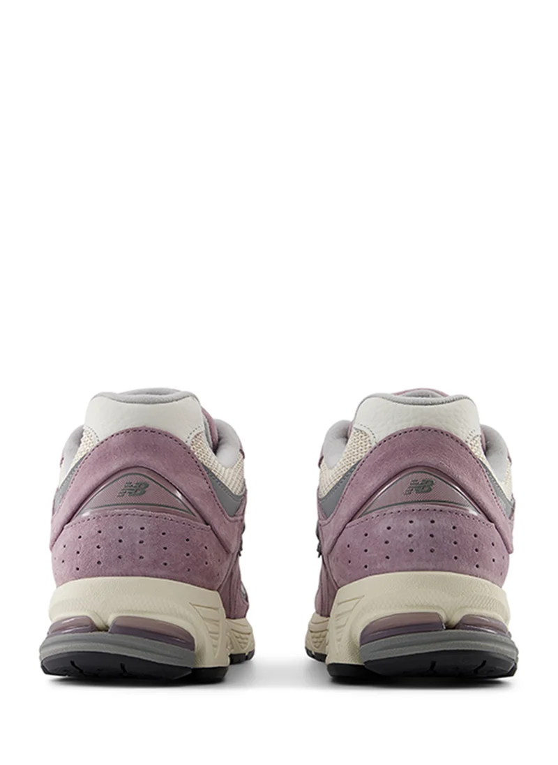 New Balance 2002 Sneakers