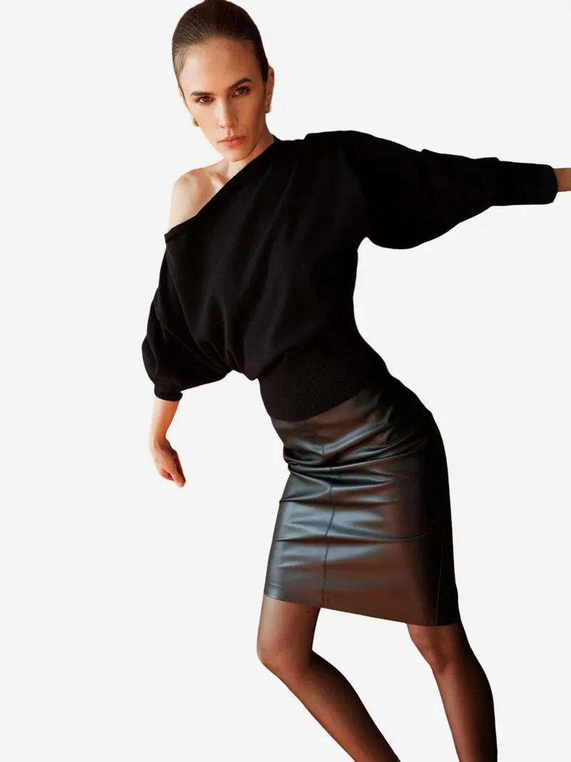 Mixray Black Mixray Ribbed Boat Neck Sweater for Women | Best Price UAE