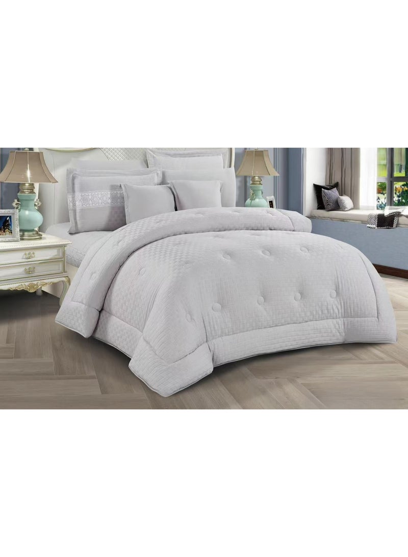 لوفيرا طقم مفرش نفرين ملكي لحاف قماش متين وناعم ونقشة عصرية 8 قطع مقاس 240*260 سم - Image 1