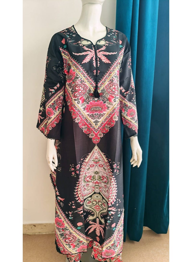 بازم - مشغل أزياء طقم نسائي من قطعتين بتصميم عرقي مطبوع - أسود - Image 3