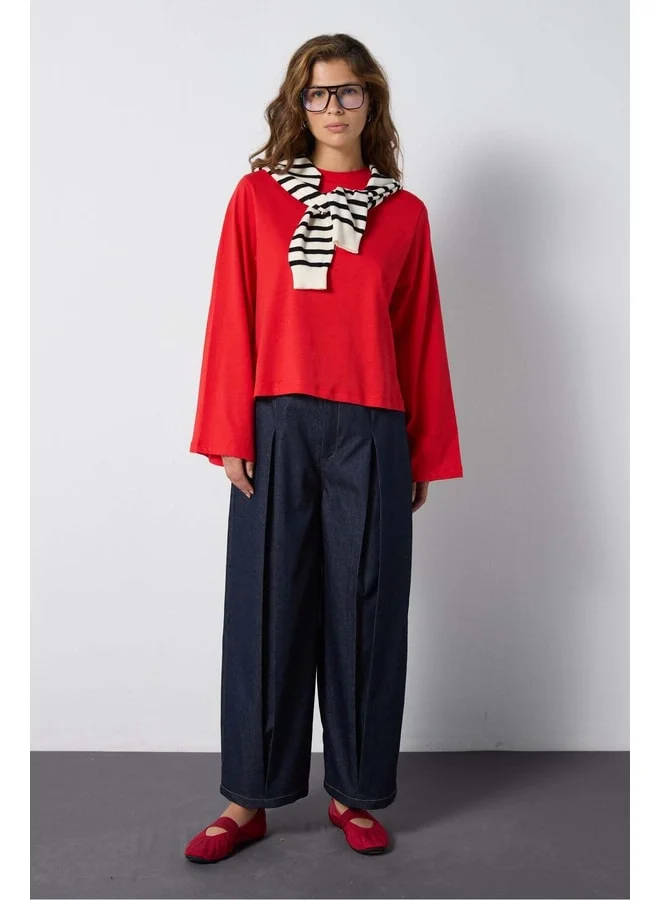 مينا ايس تي شيرت قصير واسع الكم أساسي أحمر 30059.