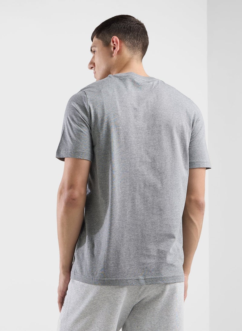 PUMA Essential Small Logo T-Shirt - Image 2