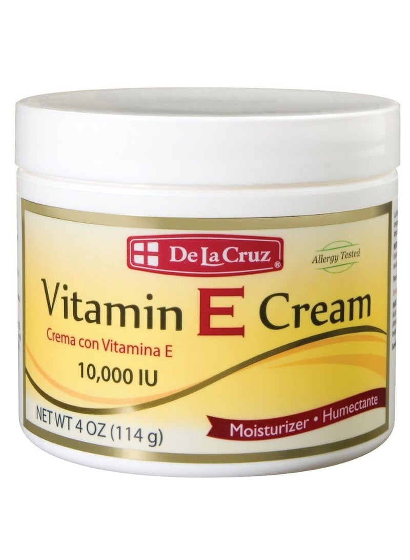 دي لا كروز مرطب بقوام كريمي وبتركيبة غنية بفيتامين E