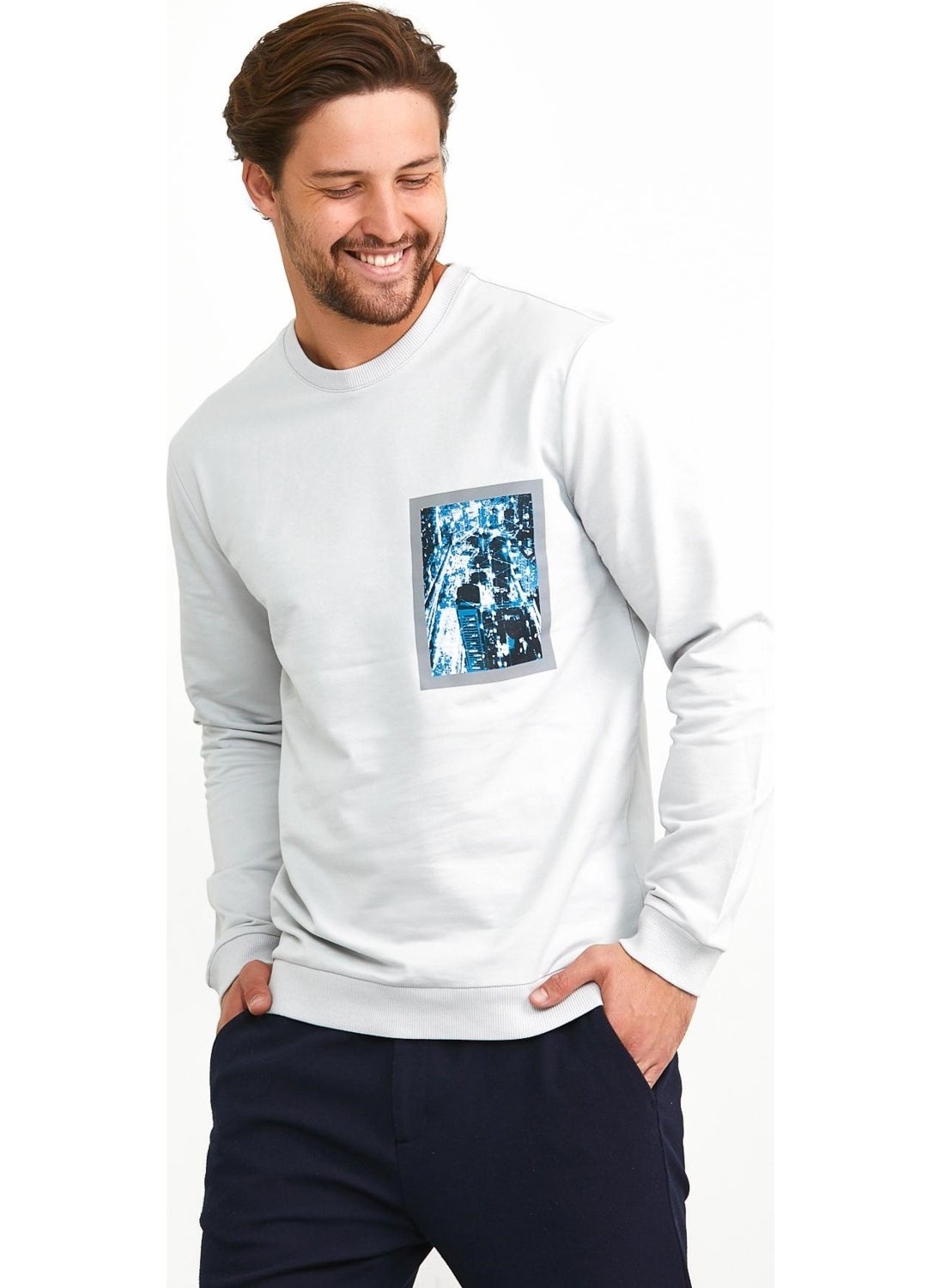 Odelon Men's Front Printed Crew Neck Sports Sweatshirt Gray  - Image 2