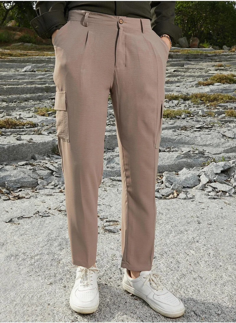 Campus Sutra Men's Khaki Beige Crinkled Utility Trousers