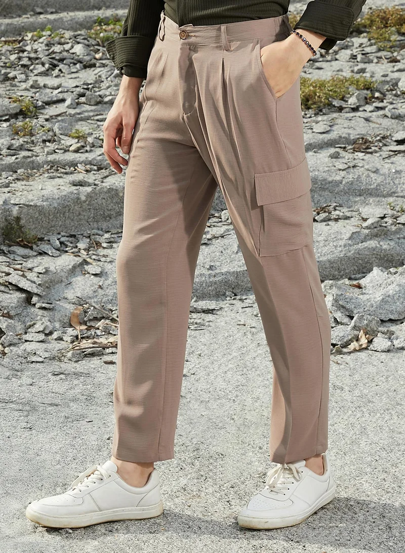 Campus Sutra Men's Khaki Beige Crinkled Utility Trousers