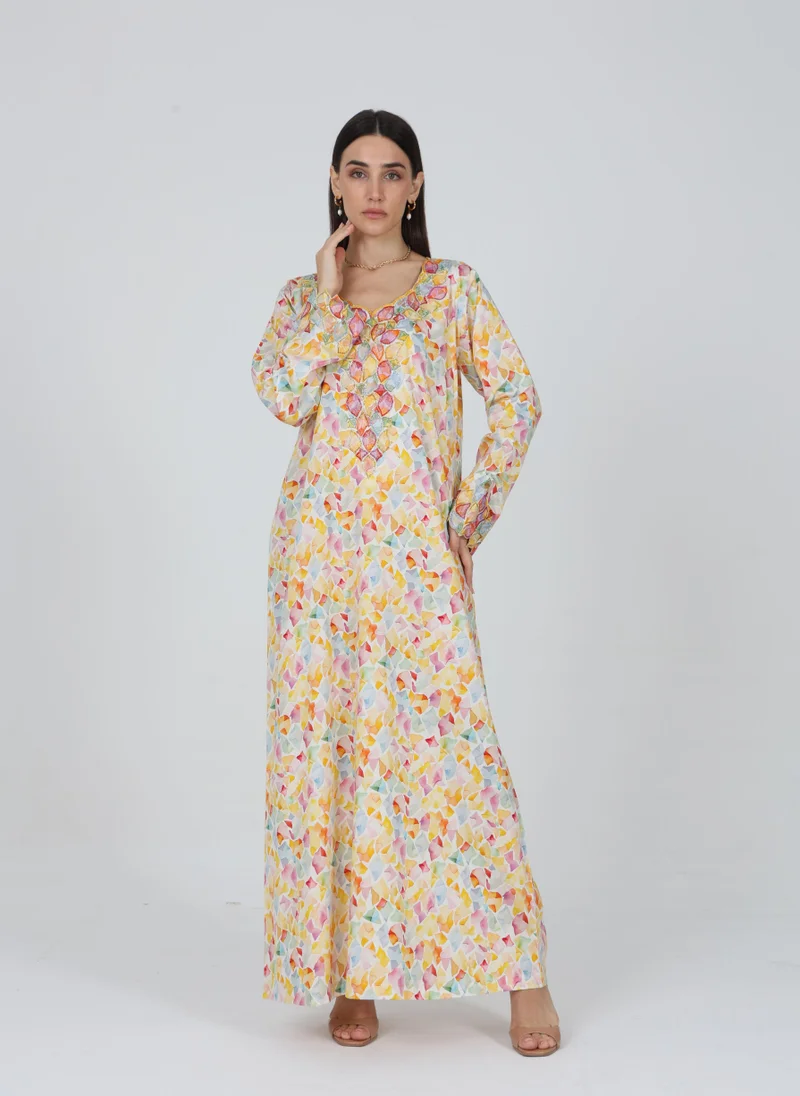TELAL FEMINA Abstract Petal Mukhawar