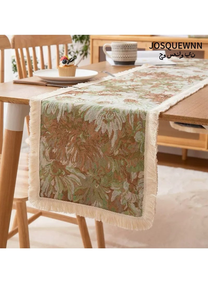 جوسكوين عداء طاولة عتيق، مصنوع من قماش الجاكارد المكون من البوليستر والقطن، بتصميم نمط زهور الأقحوان الصغيرة بأسلوب لوحة زيتية وحواف مزخرفة، مناسب لتغطية طاولة القهوة في المنزل، وتزيين الطاولة لمناسبات الحفلات المنزلية، وحفلات الزفاف. الحجم 30x180 سم. اللون: أخضر. - Image 1