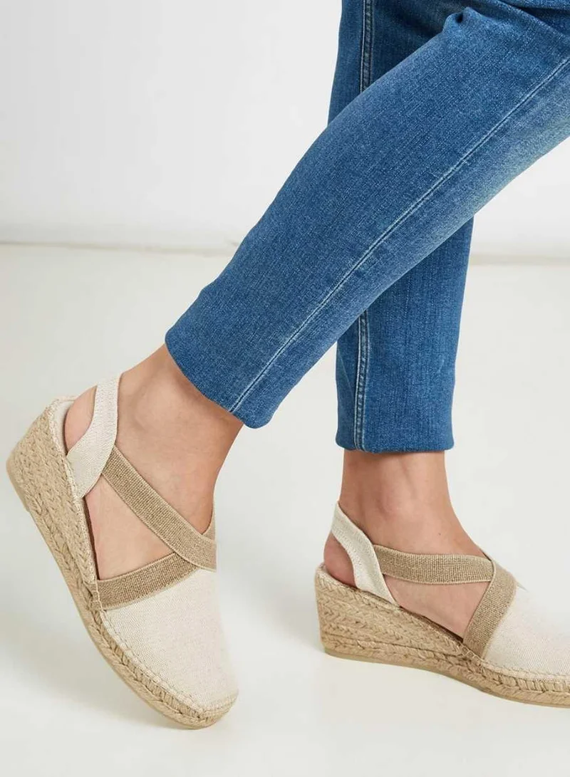 توني بونز تيراڤ