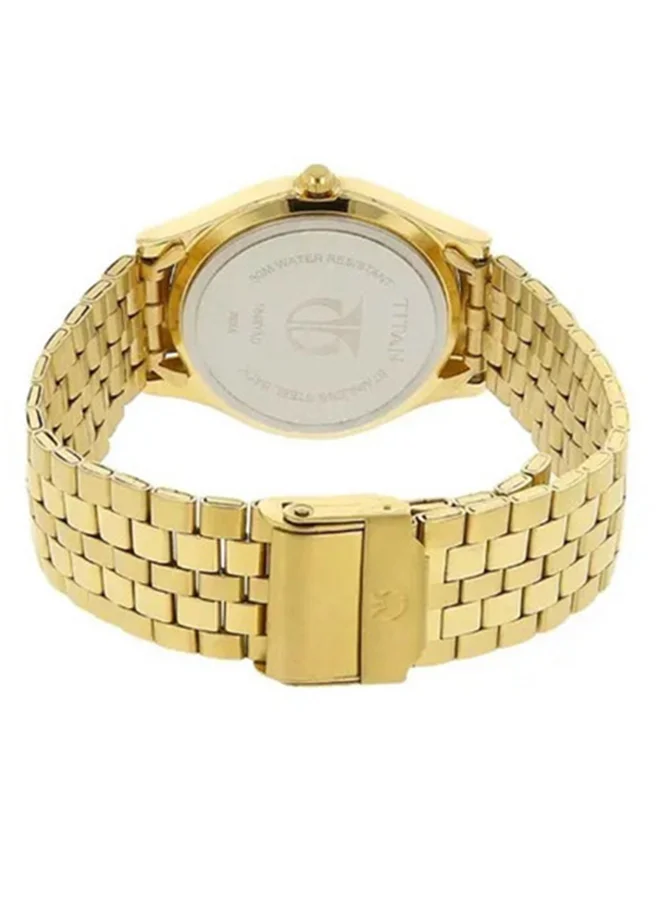 TITAN Titan Quartz Analog Watch for Men Champagne Dial With Stainless Steel Strap
