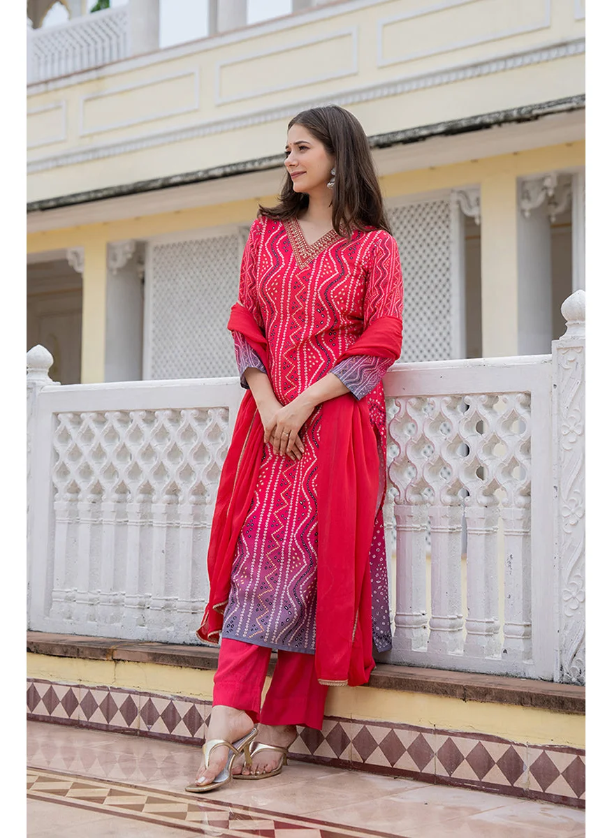 زيري سوق Red Embroidered Solid Rayon Blend Straight Kurta Set
