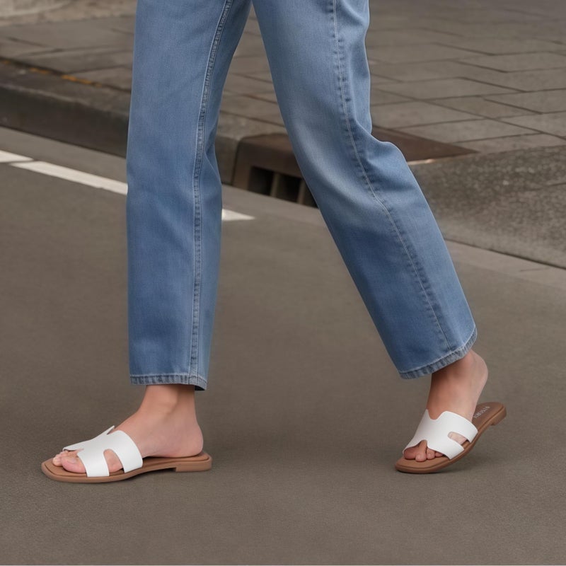 FITORY Women's Slide Sandals, Flat Fashion Square Open Toe with Cushion Slippers for Summer Beach Size 6 White - Image 3