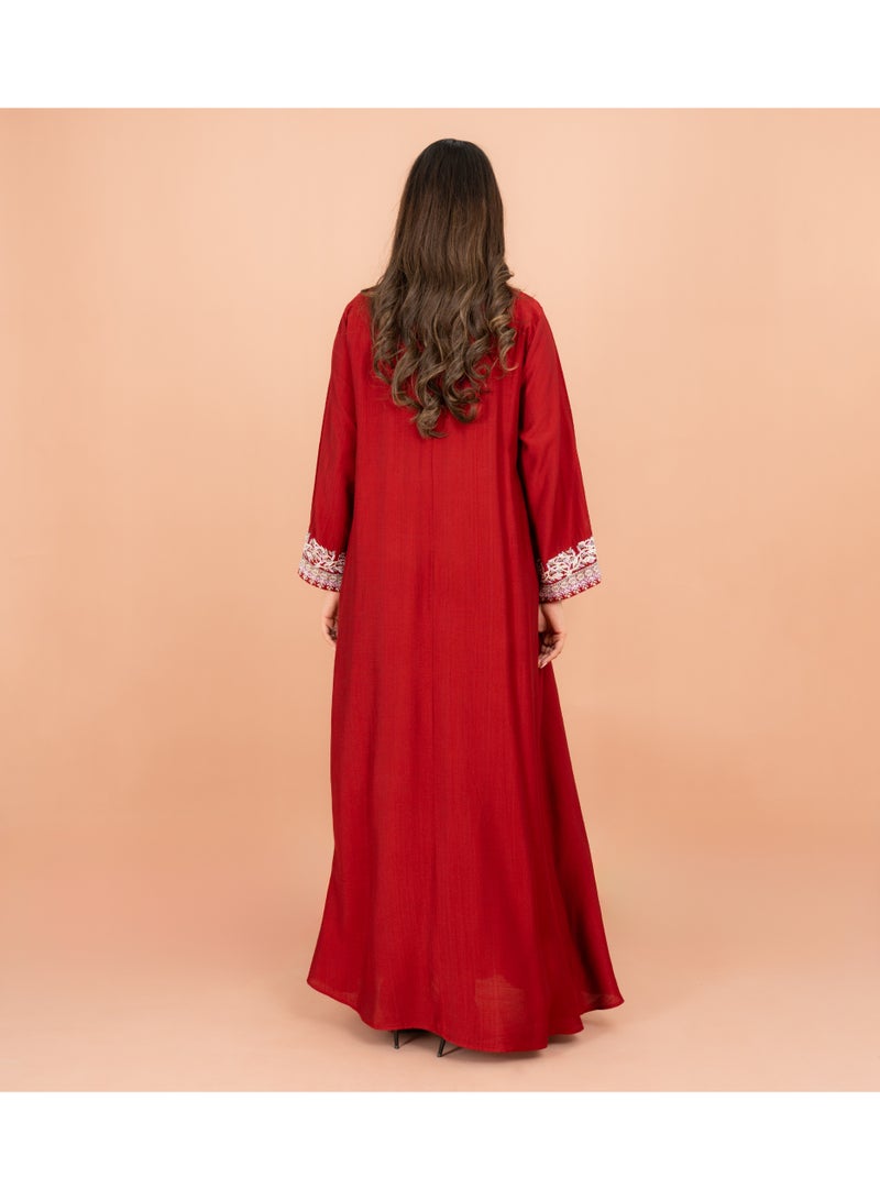 اكسا جلابية كلاسيكية سادة مطرزة من الأمام والأكمام - Image 4