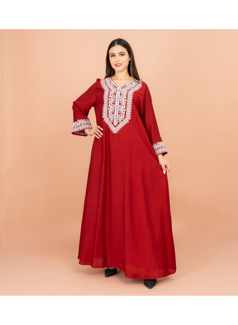 اكسا جلابية كلاسيكية سادة مطرزة من الأمام والأكمام - Image 1