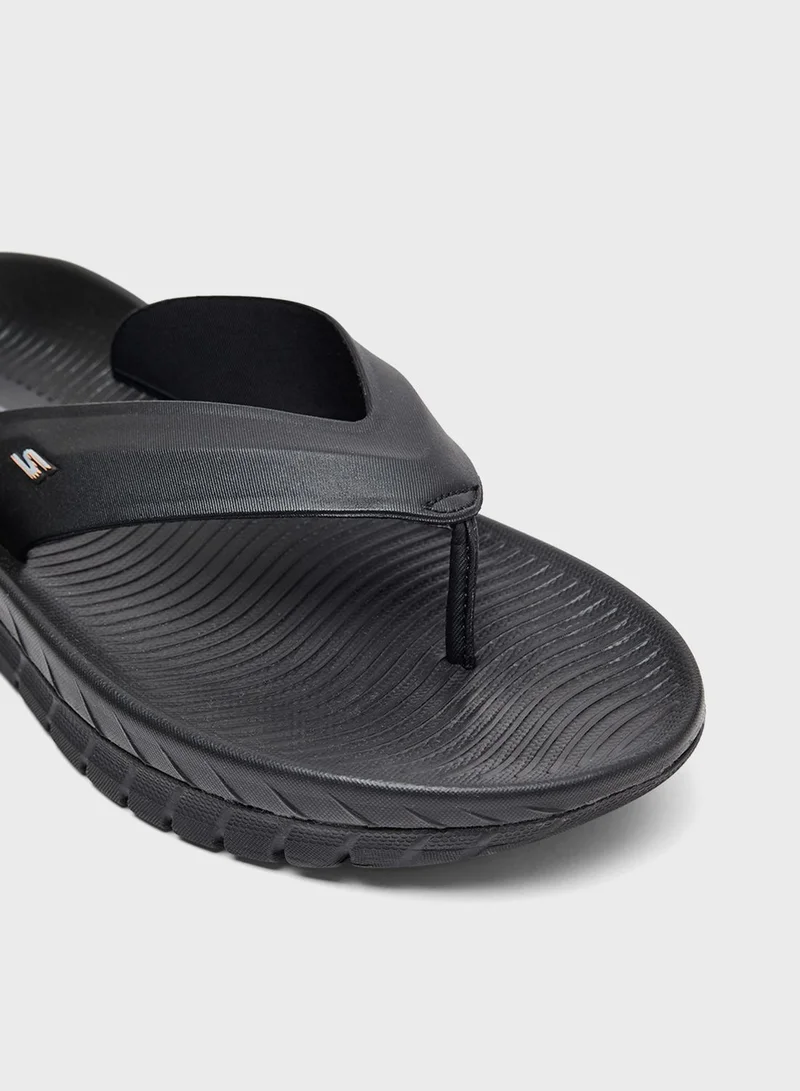 Skechers Men Skechers One Piece Slides Price SKECHERS Go Recover