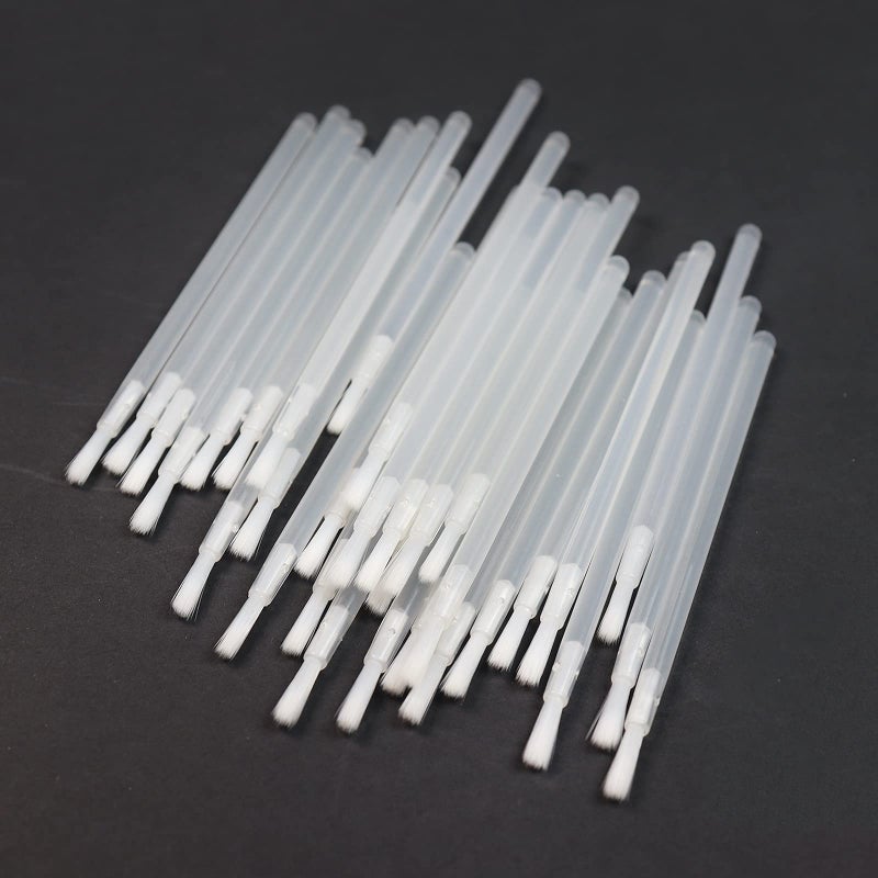 100 قطعة فرش مكياج شفاه قابلة للاستخدام مرة واحدة فرشاة لمعان الشفاه فرش تطبيق لمعان الشفاه مع رأس فرشاة ناعمة عصي فرشاة شفاه صغيرة للرسم على الكعك شفافة