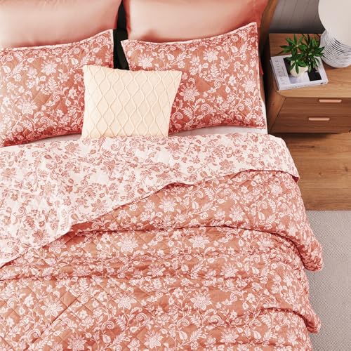 BLOOMHAVEN Quilt Set Queen Size, Clay Pink Floral Quilt Sets, Reversible Bedspread Lightweight and Breathable for All Seasons, Soft Quilted Bedspread with 2 Pillow Shams - Image 5