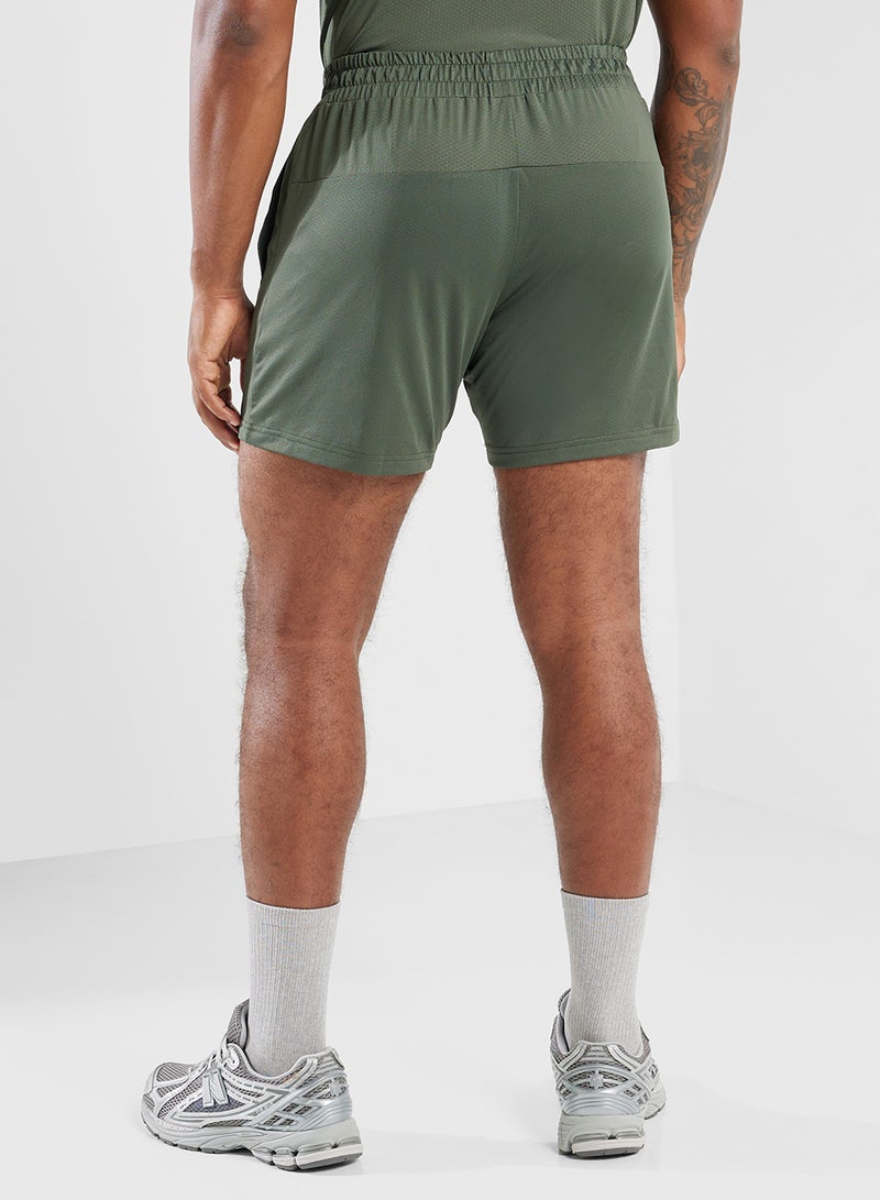 ذا جيفينج موفمنت شورت دراي فيت للاسترخاء - Image 3