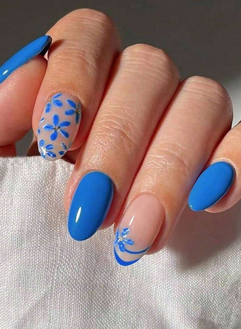 اظافر تركيب مجموعة 24 قطعة أظافر تركيب باللون الأزرق مع تصميم زهور أنيق - Image 2