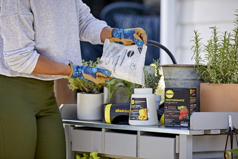 Miracle-Gro MIRACLE GRO MG LB EDIBLE PLANT FOOD - Image 5