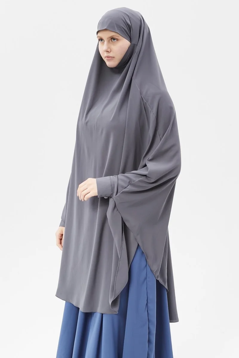 التوبة Women's Hijab Medina Silk Sheet Top with Veil Soufflé Hijab
