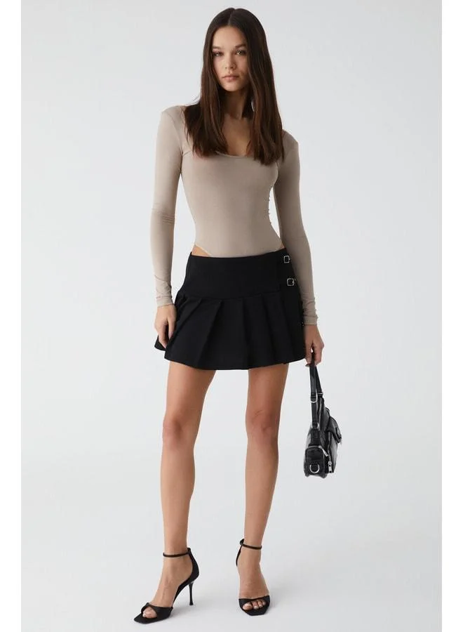 GRIMELANGE Leary Women's High-Waist Interlock Belted Pleated Black Mini Skirt