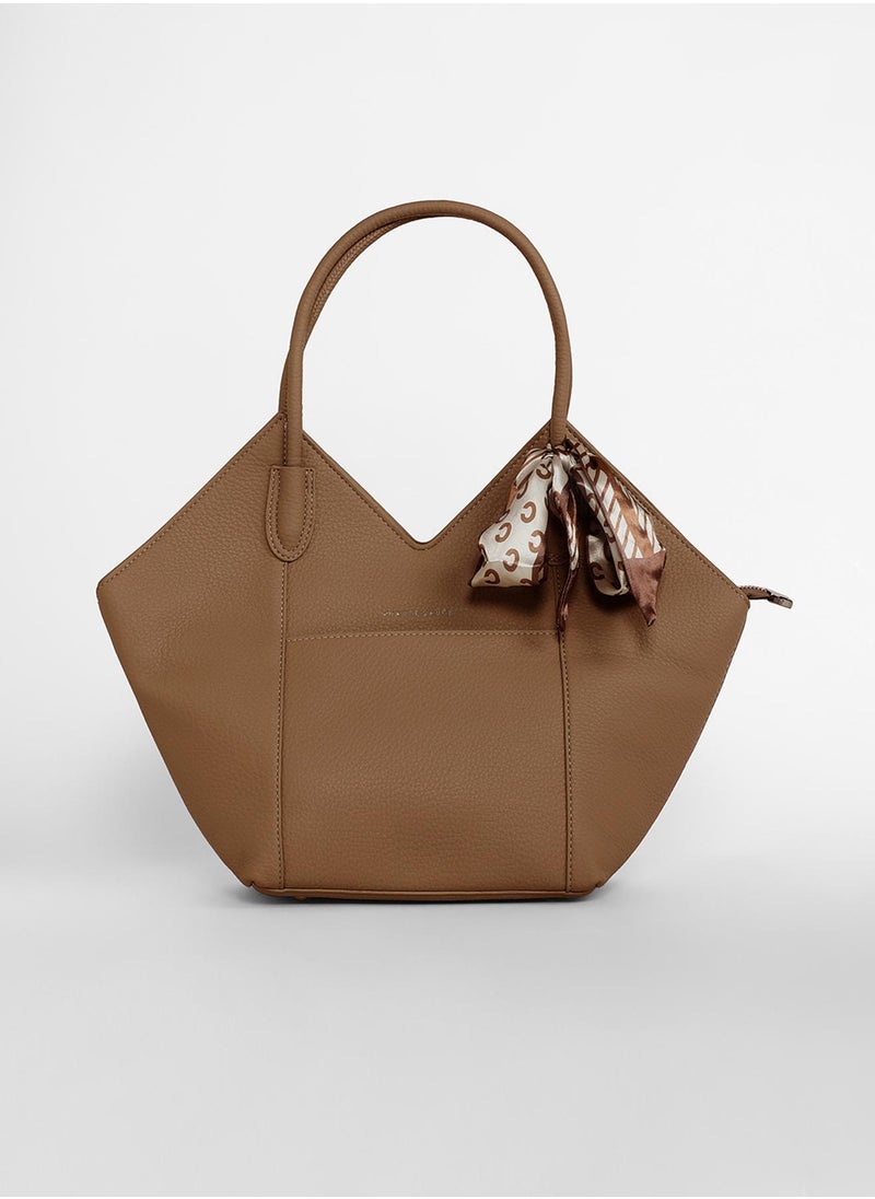 Women's The Pike Tote Bag - Chocolate Brown - pzsku/ZBF00398B25935D63B739Z/45/_/1741337064/95b79d59-1ab7-42d4-a686-c551b9f3978d