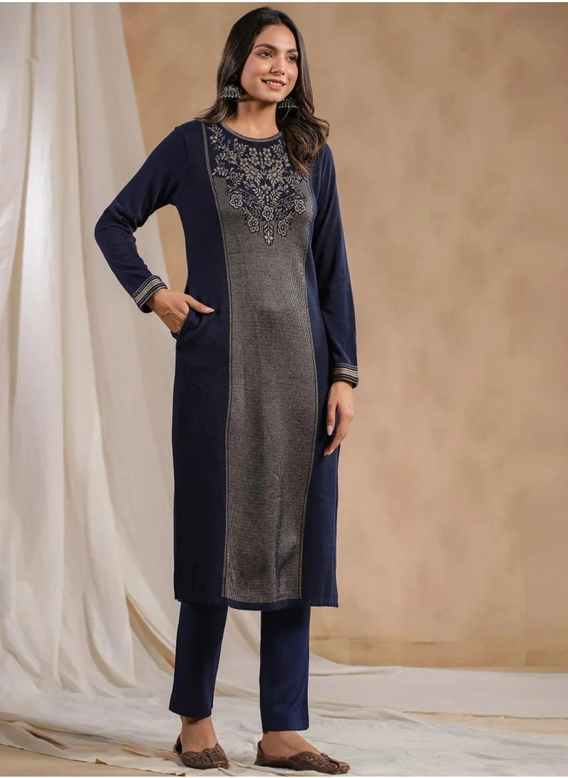 آي شين Women's Navy Polyester Blend Embellished Tunic Straight Fit Kurta