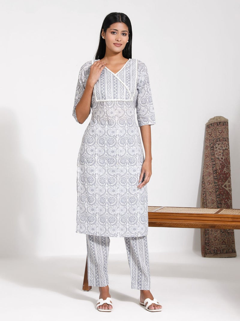 PRASHA Women's Grey Kurta Set - Image 2